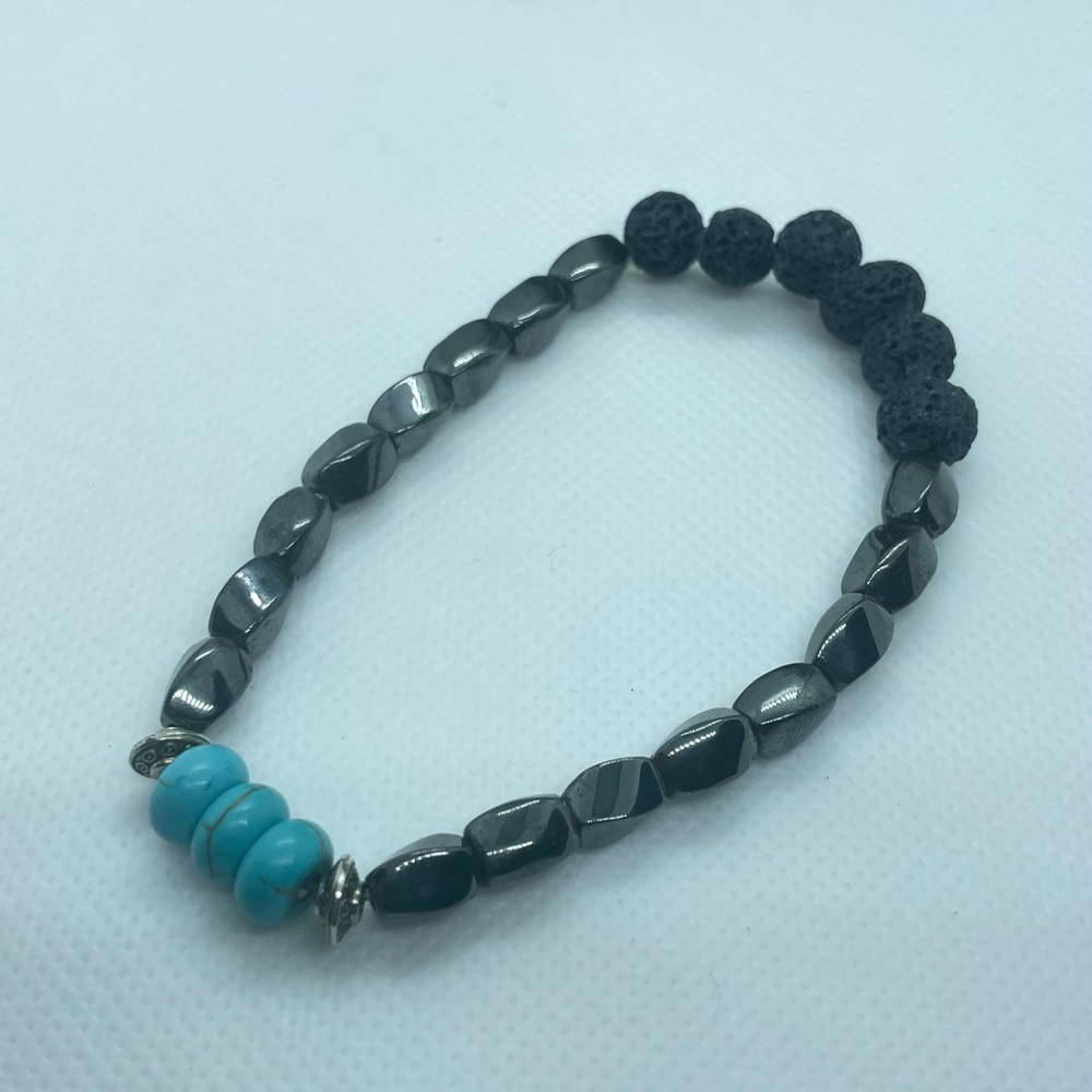 HEMATITE magnetic essential oil bracelet with turquoise colored howlite beads